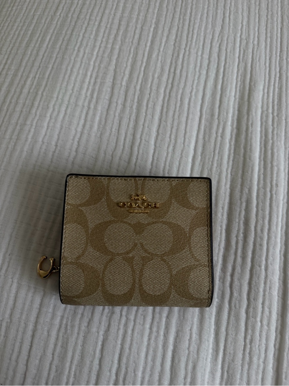 Coach Khaki/Tan Signature Canvas Key & Card Holder with Gold Hardware